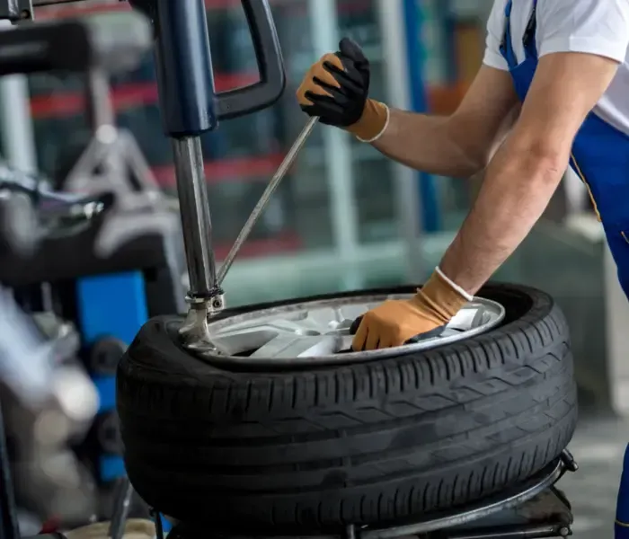 remplacement pneus à Cloyes-les-Trois-Rivières